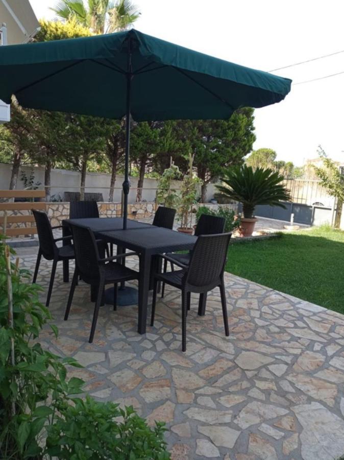 Asfodelos Apartment Hotel Каковатос Екстериор снимка