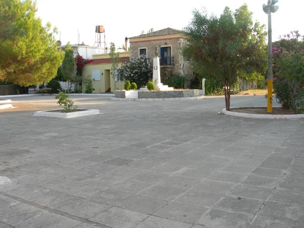 Asfodelos Apartment Hotel Каковатос Екстериор снимка