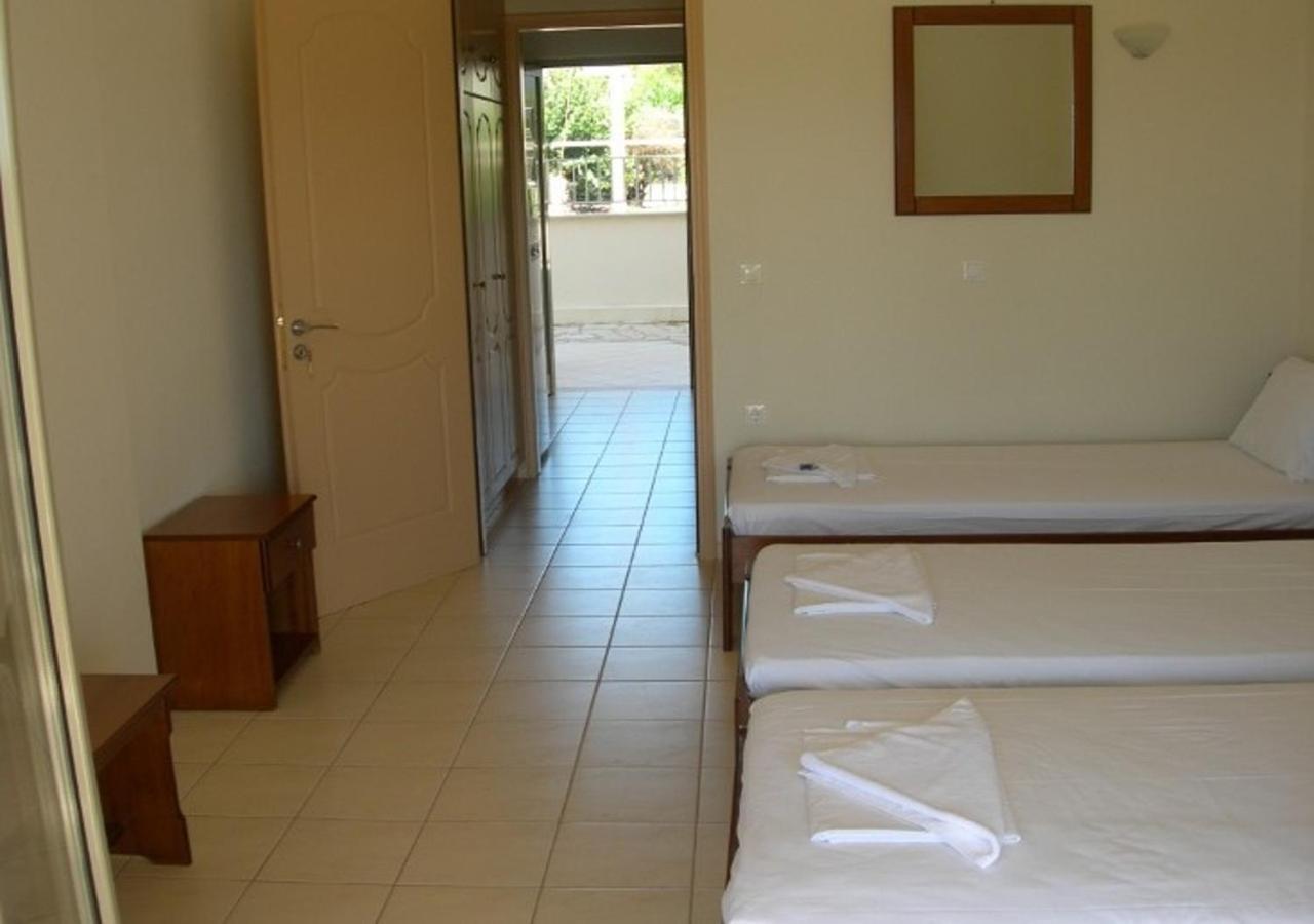 Asfodelos Apartment Hotel Каковатос Екстериор снимка