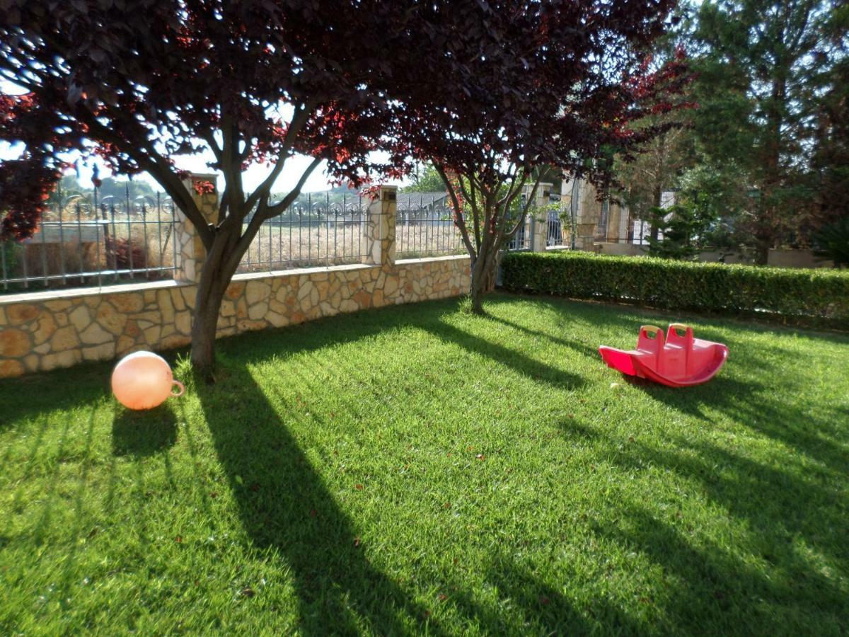 Asfodelos Apartment Hotel Каковатос Екстериор снимка