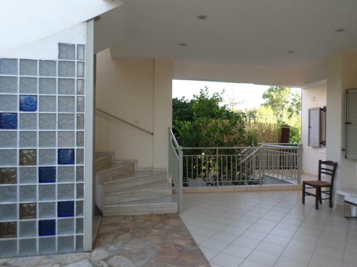 Asfodelos Apartment Hotel Каковатос Екстериор снимка