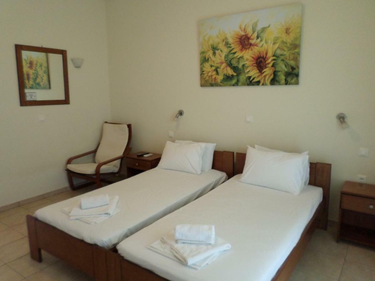Asfodelos Apartment Hotel Каковатос Екстериор снимка